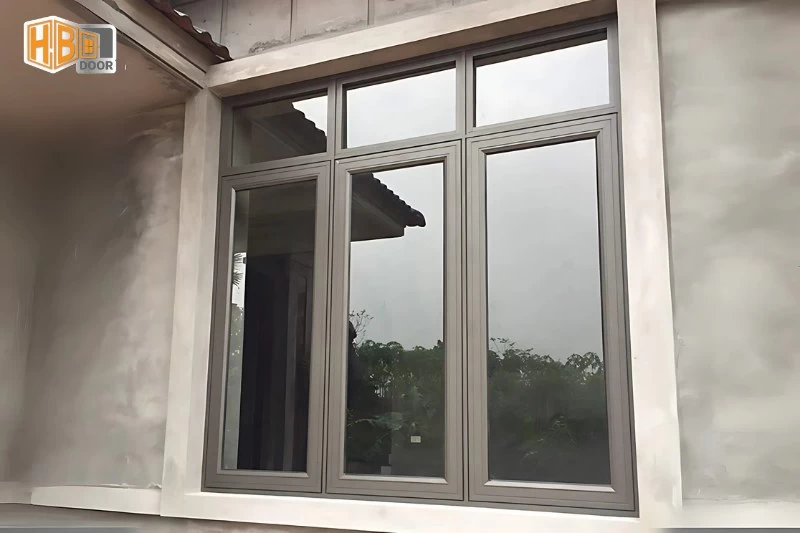Cửa sổ nhôm Xingfa 3 cánh: Cấu tạo, kích thước và phân loại
