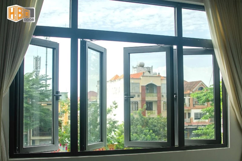 cửa sổ 4 cánh