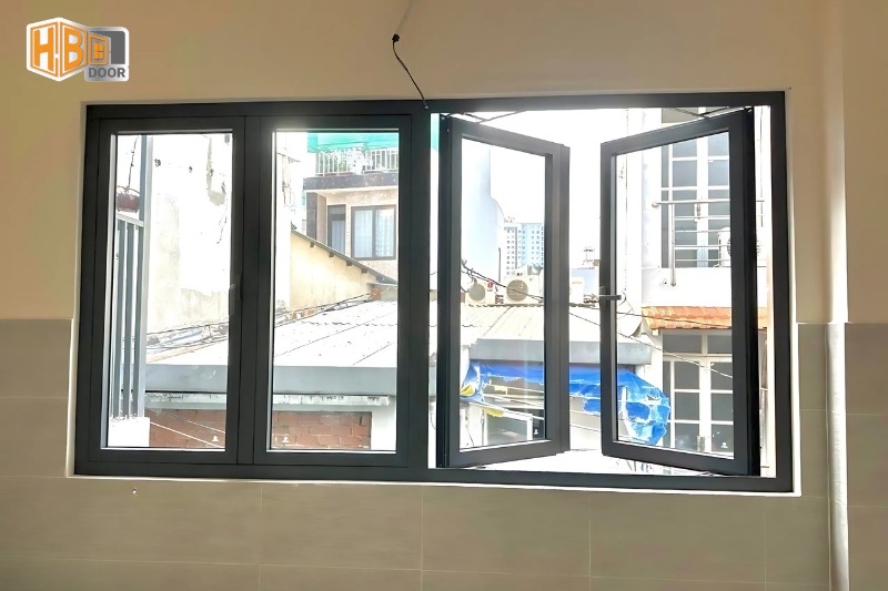 cửa sổ mở quay 4 cánh
