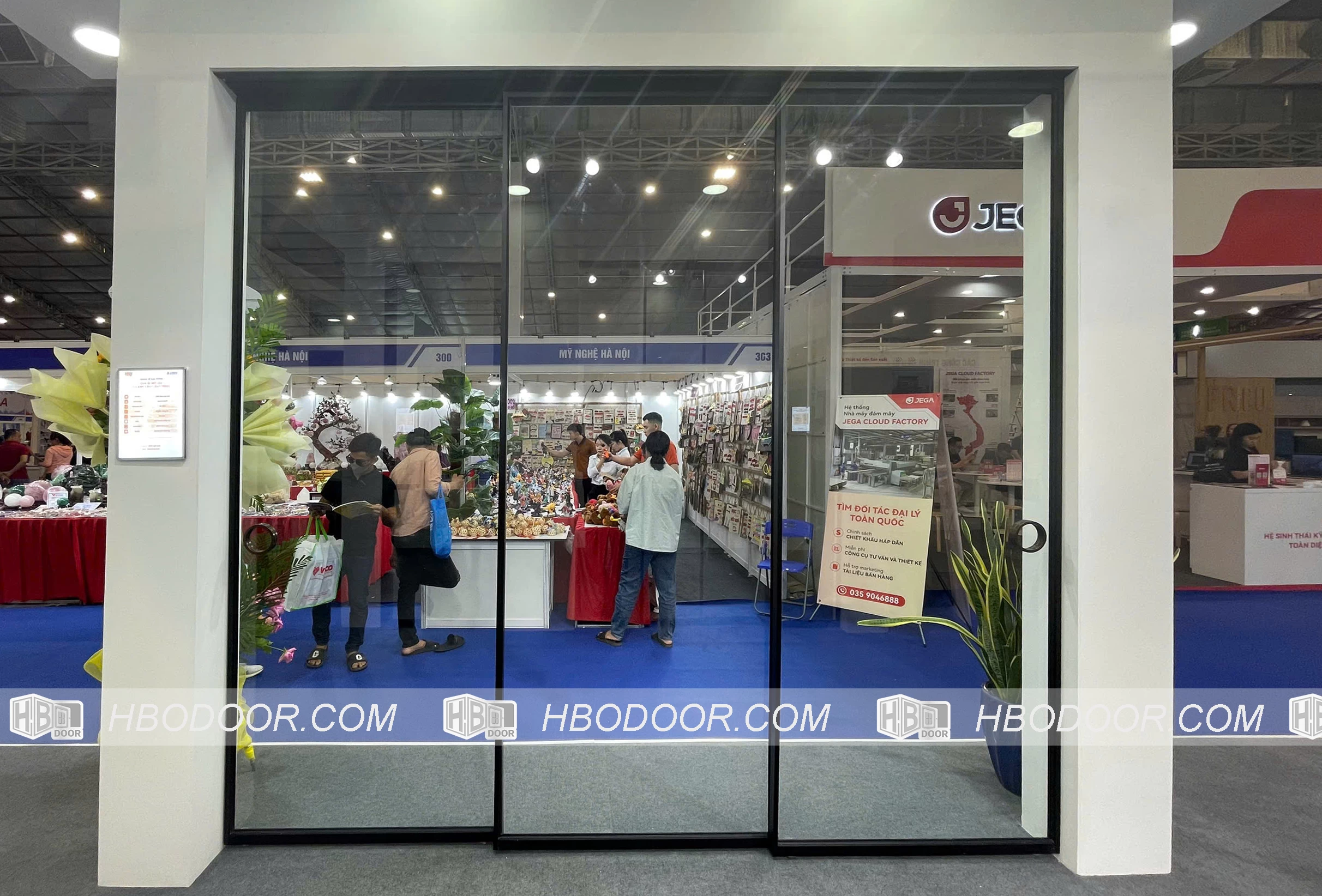 Cửa đi mở lùa 3 cánh Slim System